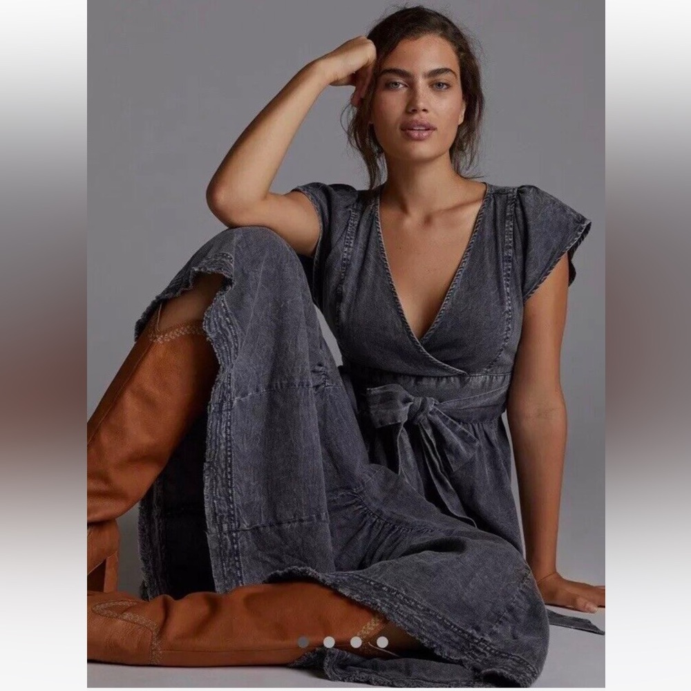 Sold out Anthropologie Pilcro washed out grey denim dress size 2 NWT